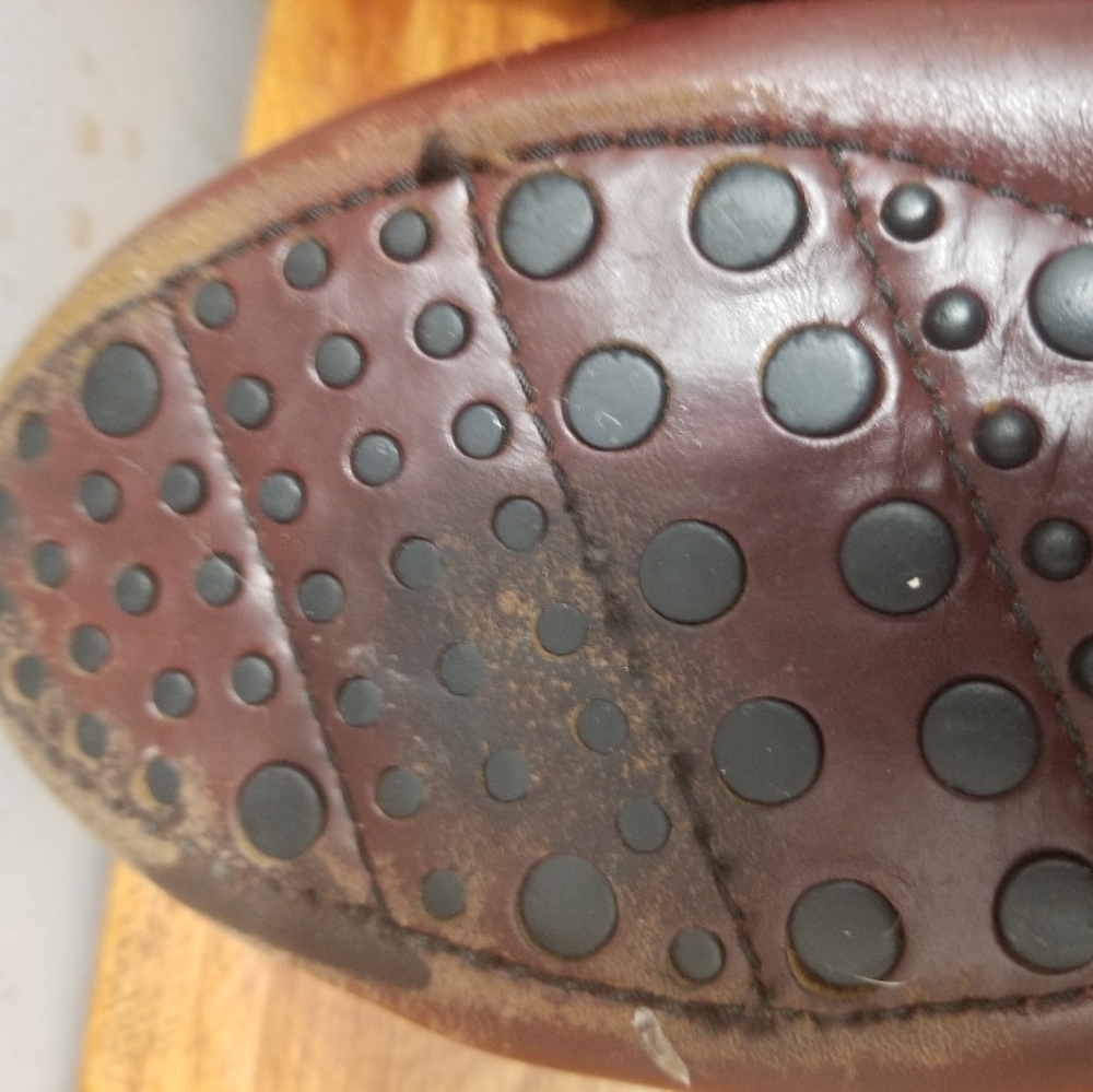 Minnetonka Moccasin Brown Leather Flaw READ - Picture 7 of 7